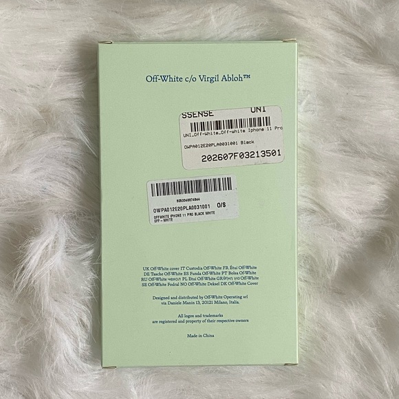OFF-WHITE BLACK LOGO iPHONE 11 PRO CASE - Picture 9 of 9